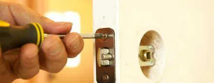 Affordable Locksmith Services Beaverton, OR 503-207-1190 - 24-hour-lock-key-01